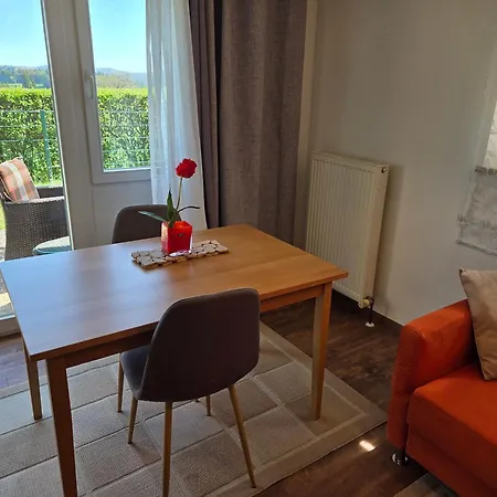 Apartmentanlage Am Kellerberg 3*
